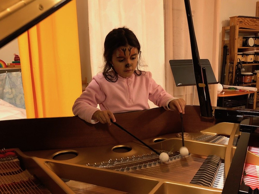 Cours de piano avec Josianne Robert au Centre Samekh